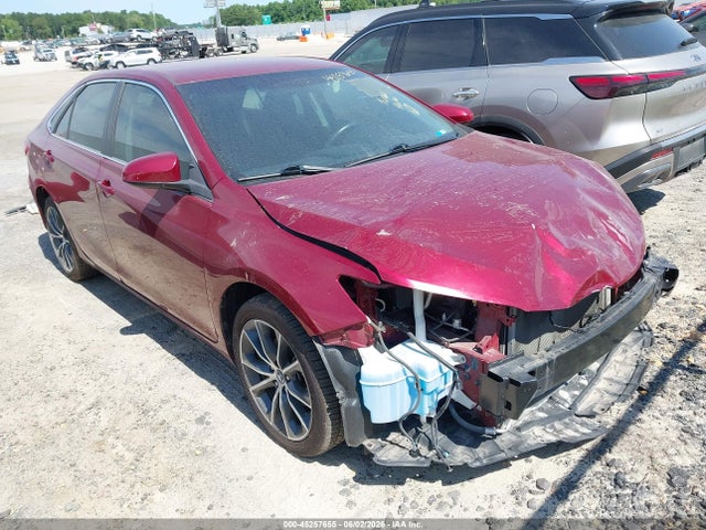 Salvage Toyota Camry Image