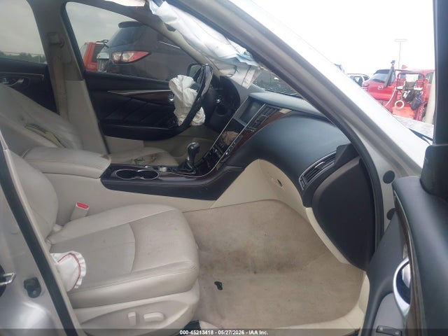 INFINITI Q50 3.0t Premium