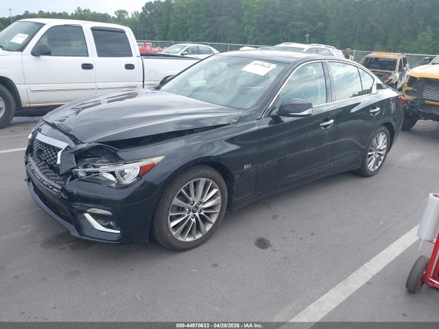 INFINITI Q50 3.0t Luxe