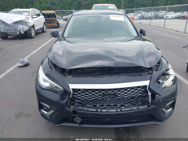 INFINITI Q50 3.0t Luxe