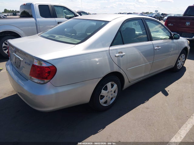 Toyota Camry Std