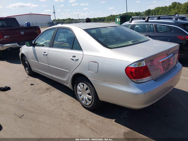 Toyota Camry Std