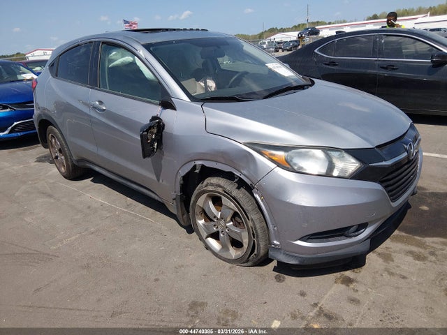 Salvage Honda HR-V Image