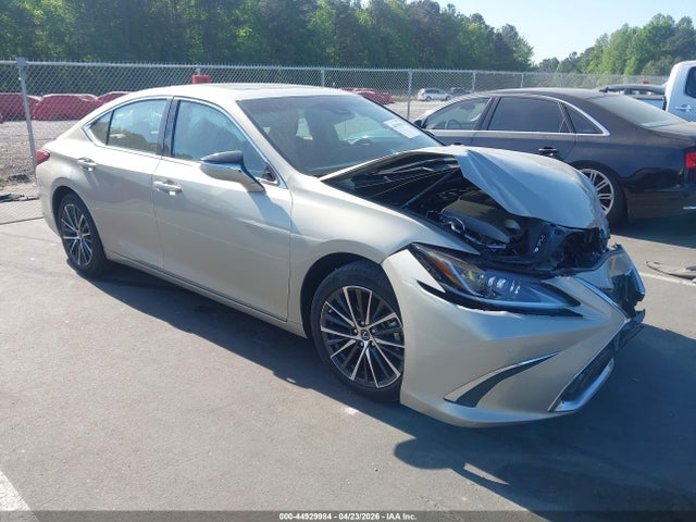 2025 Lexus Es