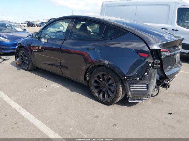 Tesla Model Y Long Range Dual Motor All-wheel Drive