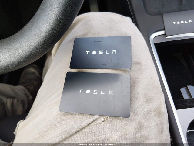 Tesla Model Y Long Range Dual Motor All-wheel Drive
