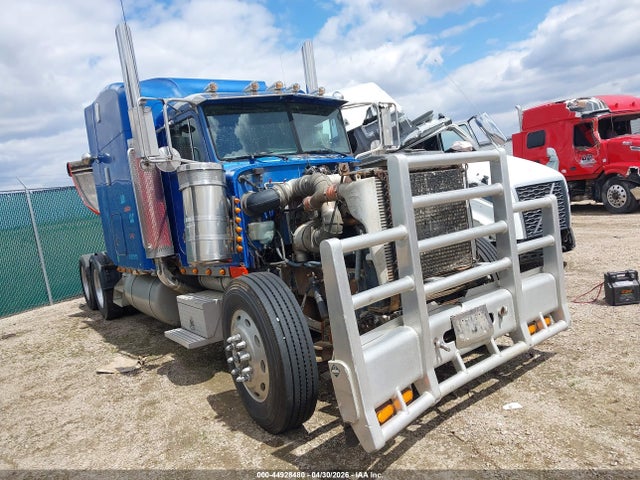 Salvage Peterbilt 379 Image