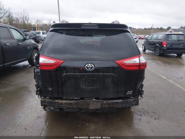 Toyota Sienna Xle 7 Passenger