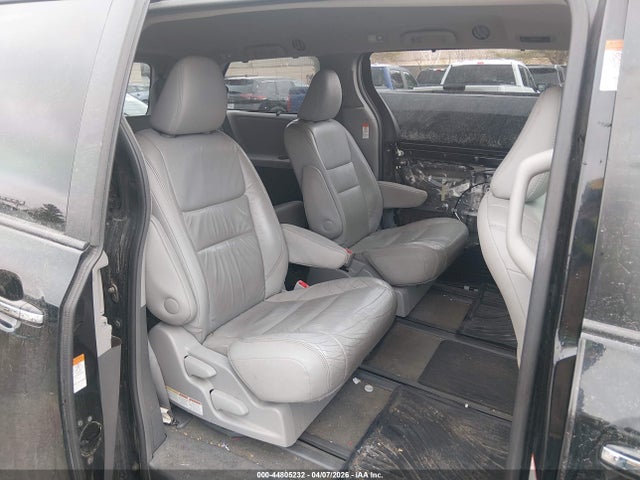 Toyota Sienna Xle 7 Passenger