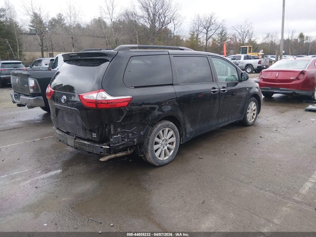 Toyota Sienna Xle 7 Passenger