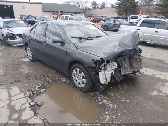 Salvage Toyota Camry Image