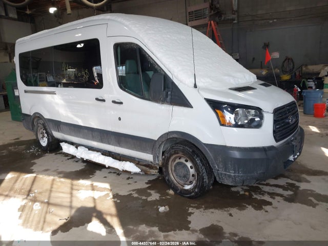 Salvage Ford Transit Image