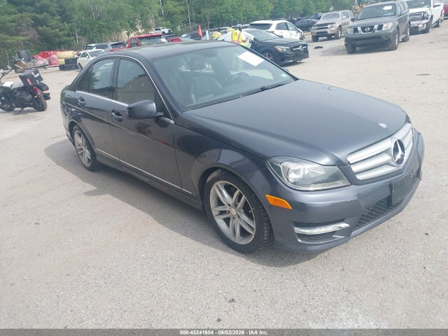 Salvage Mercedes-Benz C-Class Image