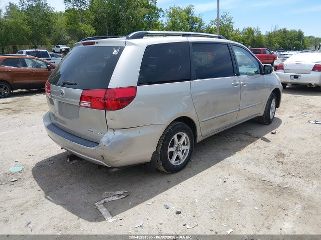 Toyota Sienna Le