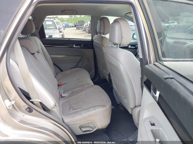 Kia Sorento Lx V6