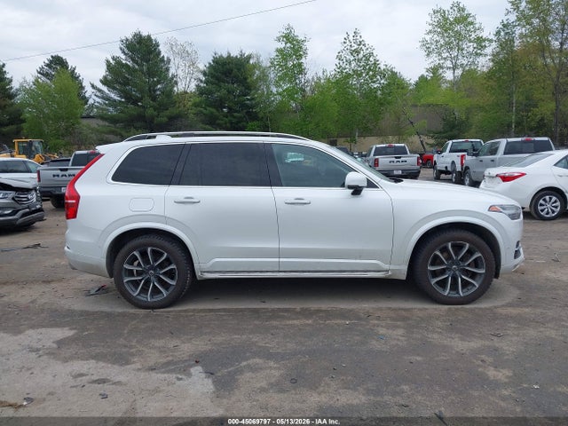 Volvo XC90 T6 Momentum