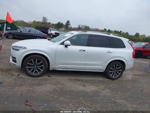 Volvo XC90 T6 Momentum