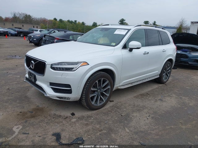 Volvo XC90 T6 Momentum