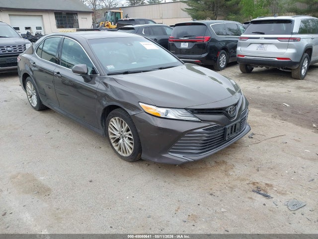 Salvage Toyota Camry Image