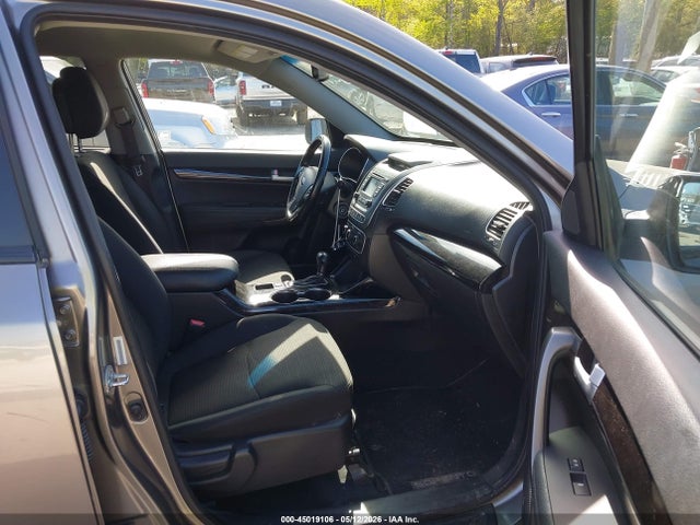 Kia Sorento Lx V6