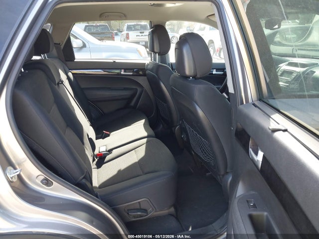 Kia Sorento Lx V6