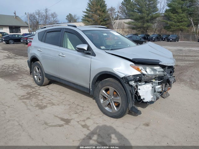 Salvage Toyota RAV4 Image