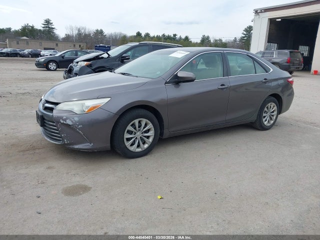 Toyota Camry Le