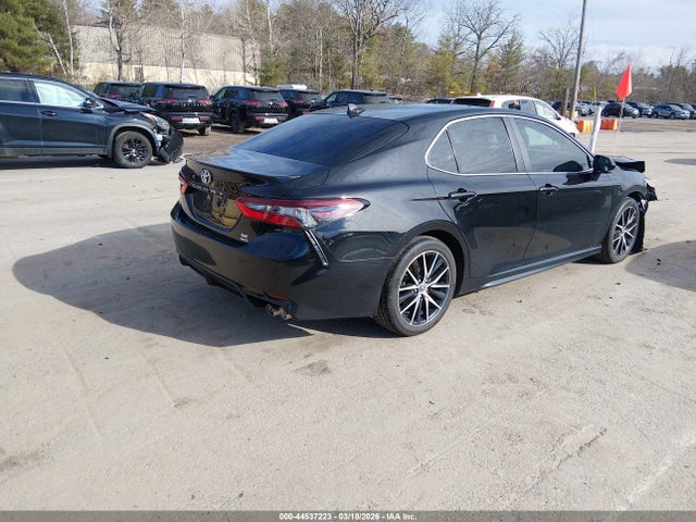 Toyota Camry Se
