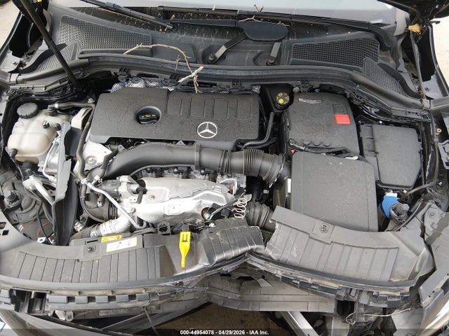 Mercedes-Benz GLA 4matic