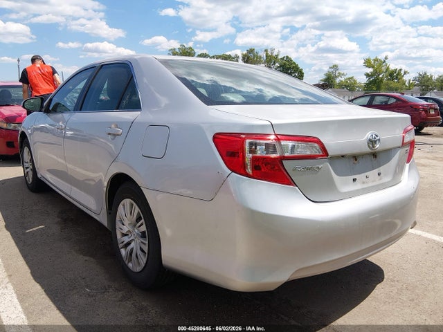 Toyota Camry Le