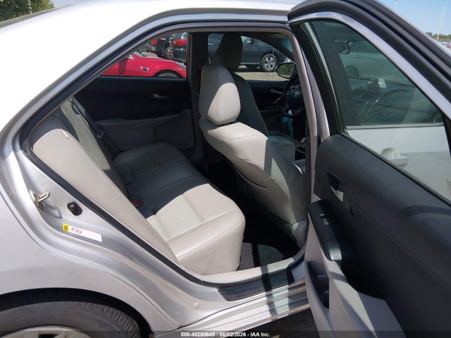 Toyota Camry Le