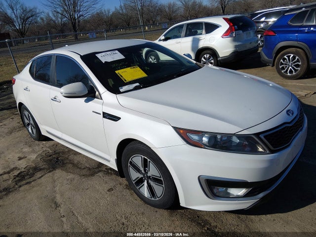 Salvage Kia Optima Image