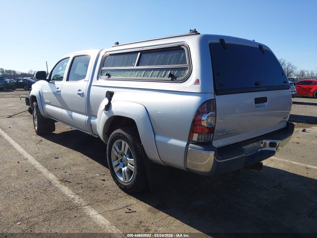 Toyota Tacoma Base V6