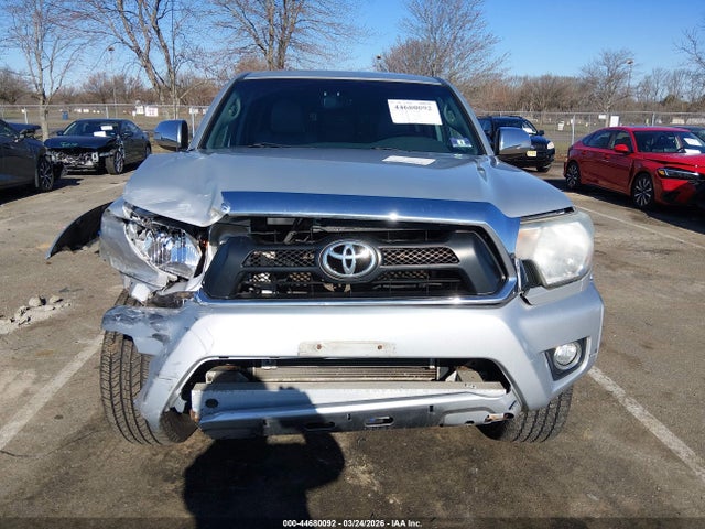 Toyota Tacoma Base V6