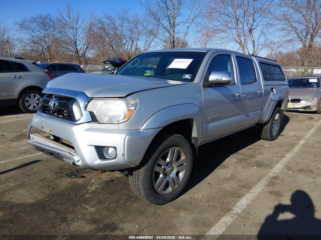 Toyota Tacoma Base V6