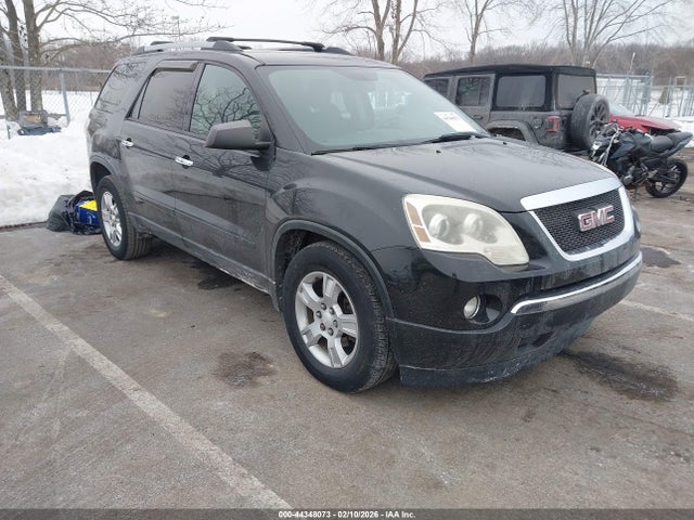 Salvage GMC Acadia Image