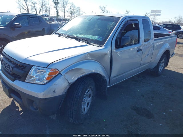 Nissan Frontier S