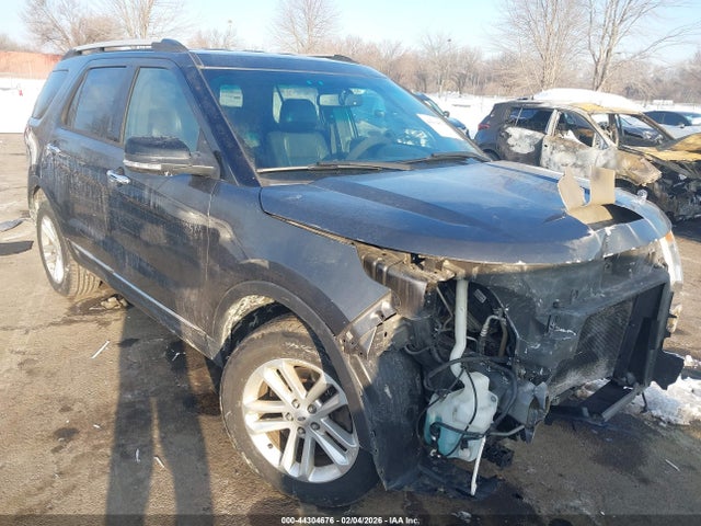 Salvage Ford Explorer Image