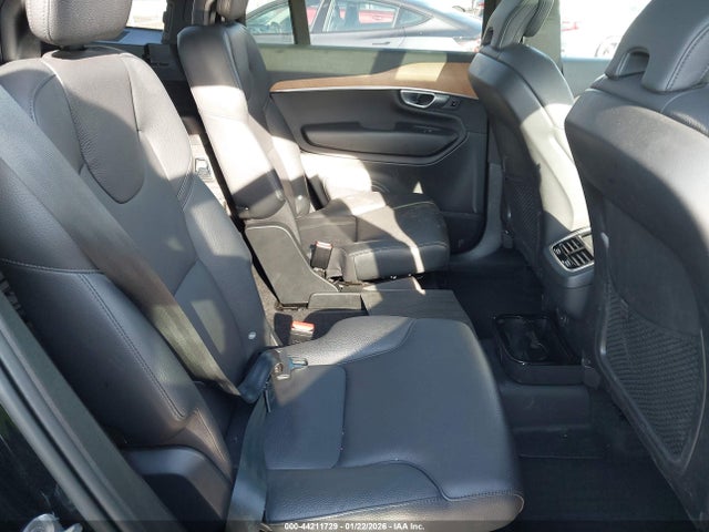 Volvo XC90 B6 Plus Bright Theme 6-seater