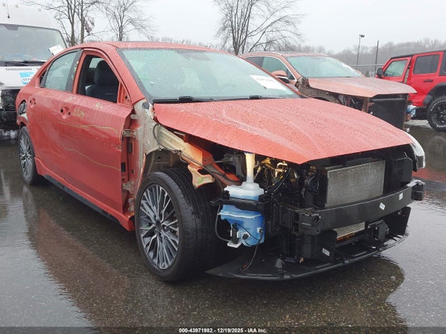Salvage Kia Forte Image