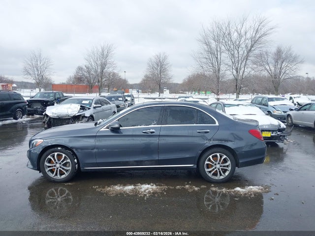 Mercedes-Benz C-Class 4matic