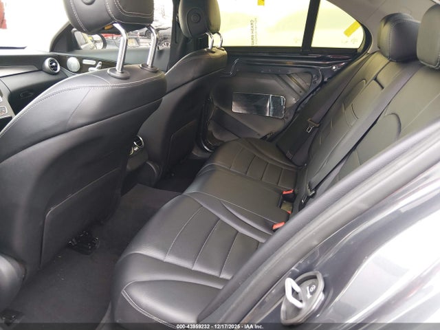 Mercedes-Benz C-Class 4matic