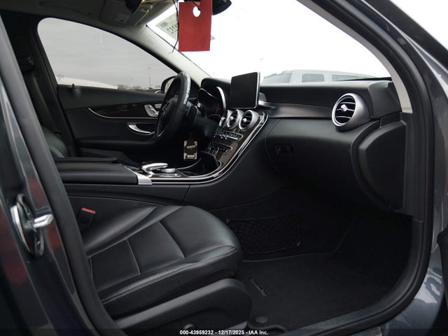 Mercedes-Benz C-Class 4matic