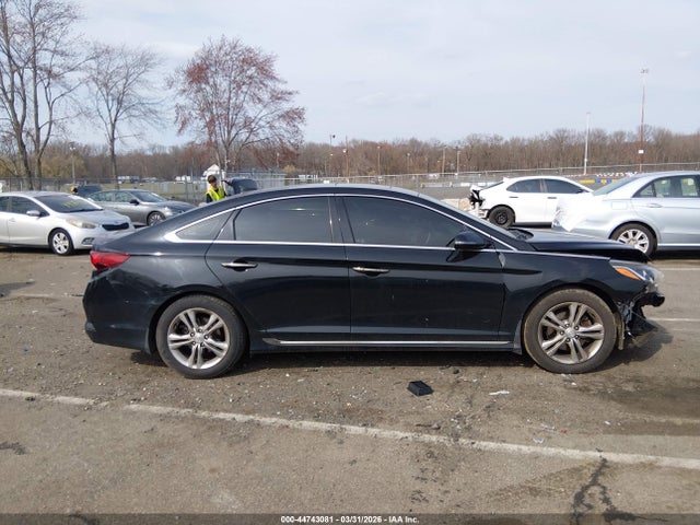 Hyundai SONATA Sport