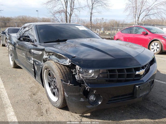 Salvage Chevrolet Camaro Image