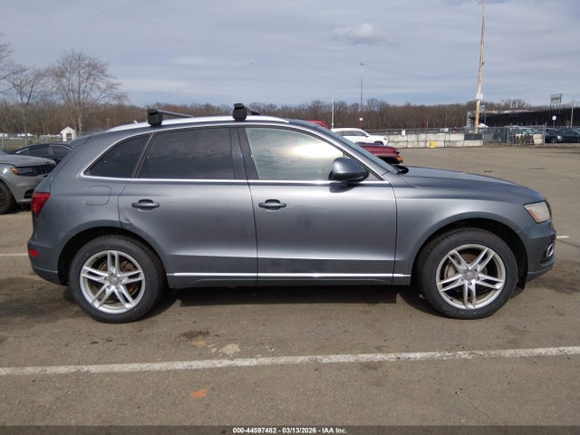 Audi Q5 2.0t Premium