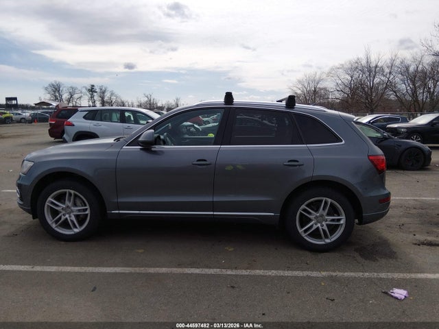 Audi Q5 2.0t Premium