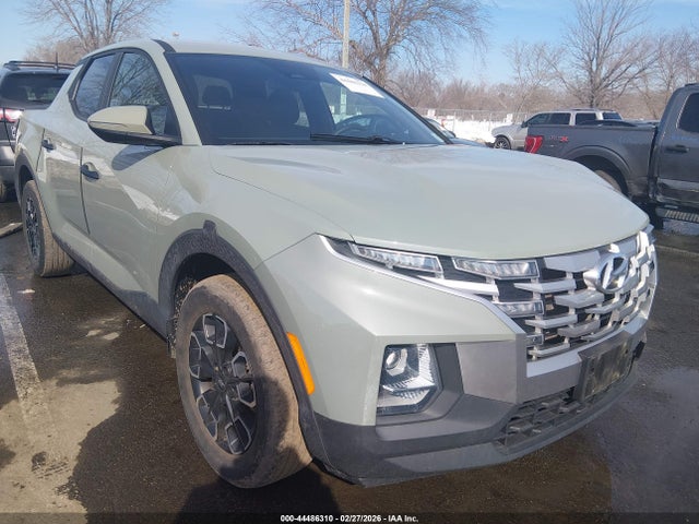 Salvage Hyundai SANTA CRUZ Image