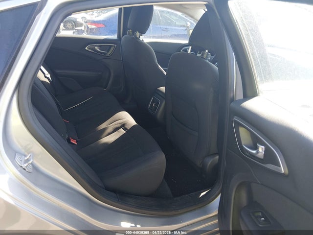 Chrysler 200 Limited