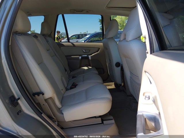 Volvo XC90 3.2